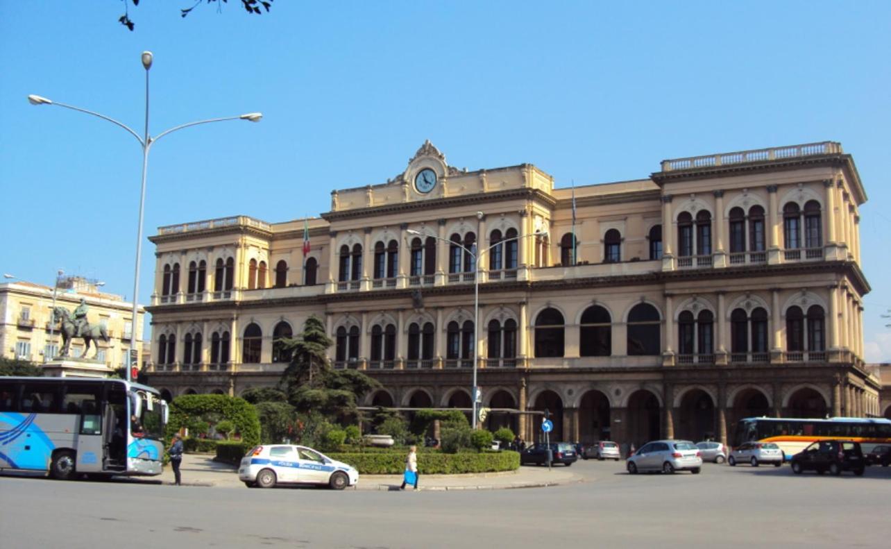Anthony Apartments Central Station Palermo Exteriör bild